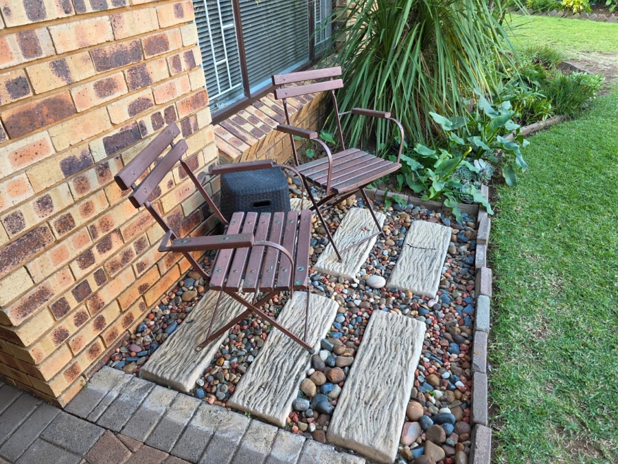 4 Bedroom Property for Sale in Heuwelsig Free State